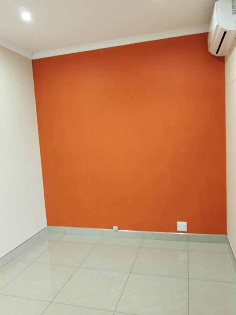 To Let Commercial Property for Rent in Table View Western Cape